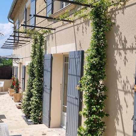 Le Petit Eden Panzió Saint-Quentin-la-Poterie Kültér fotó